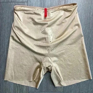 SPANX Simplicity Mid Thigh Control Shapers Shapewear Shorts